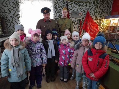 Экскурсия старших дошкольников в музей Боевой Славы.