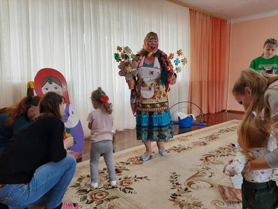 Веселая матрешка