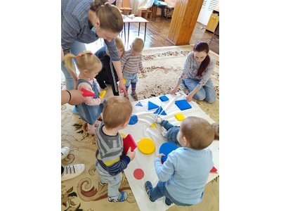 \u0022VAY TOY\u0022 с малышами!